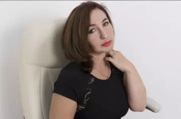 LiveInTheMoment image 0